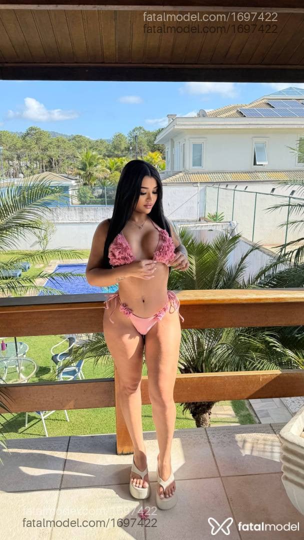 Acompanhante mulher morena (o) de olhos castanhos - Lays