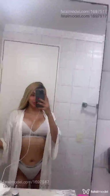 Acompanhante mulher loira (o) de olhos verdes em São Paulo - Zayra LeBull