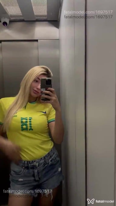 Acompanhante mulher loira (o) de olhos verdes em São Paulo - Zayra LeBull