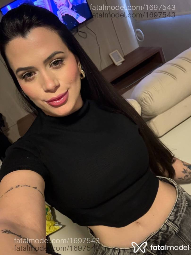 Acompanhante mulher morena (o) de olhos verdes em Criciúma - Gabriela Becker