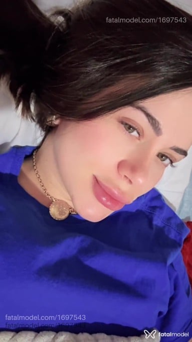 Acompanhante mulher morena (o) de olhos verdes em Criciúma - Gabriela Becker