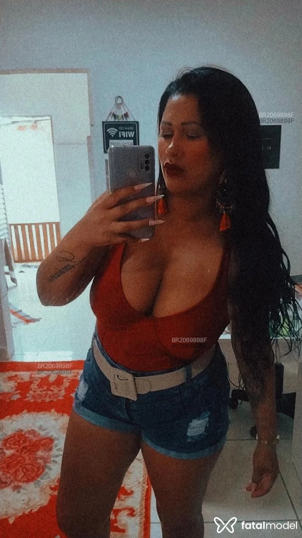 Acompanhante mulher morena (o) de olhos pretos em Jaguaré - Michele