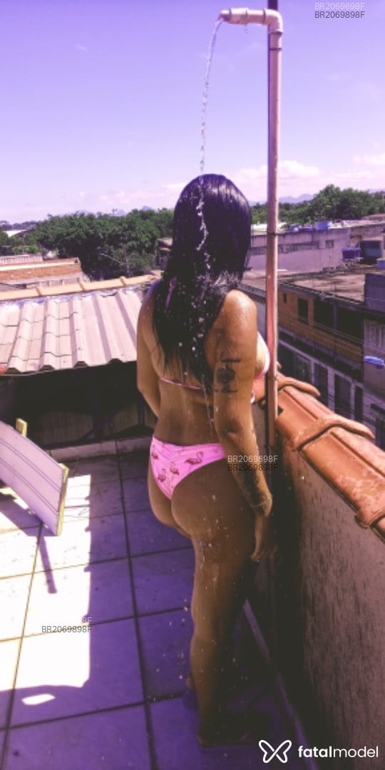 Acompanhante mulher morena (o) de olhos pretos em Jaguaré - Michele