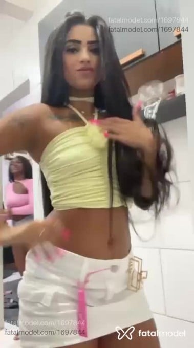 Acompanhante mulher morena (o) de olhos castanhos em Volta Redonda - Sofia