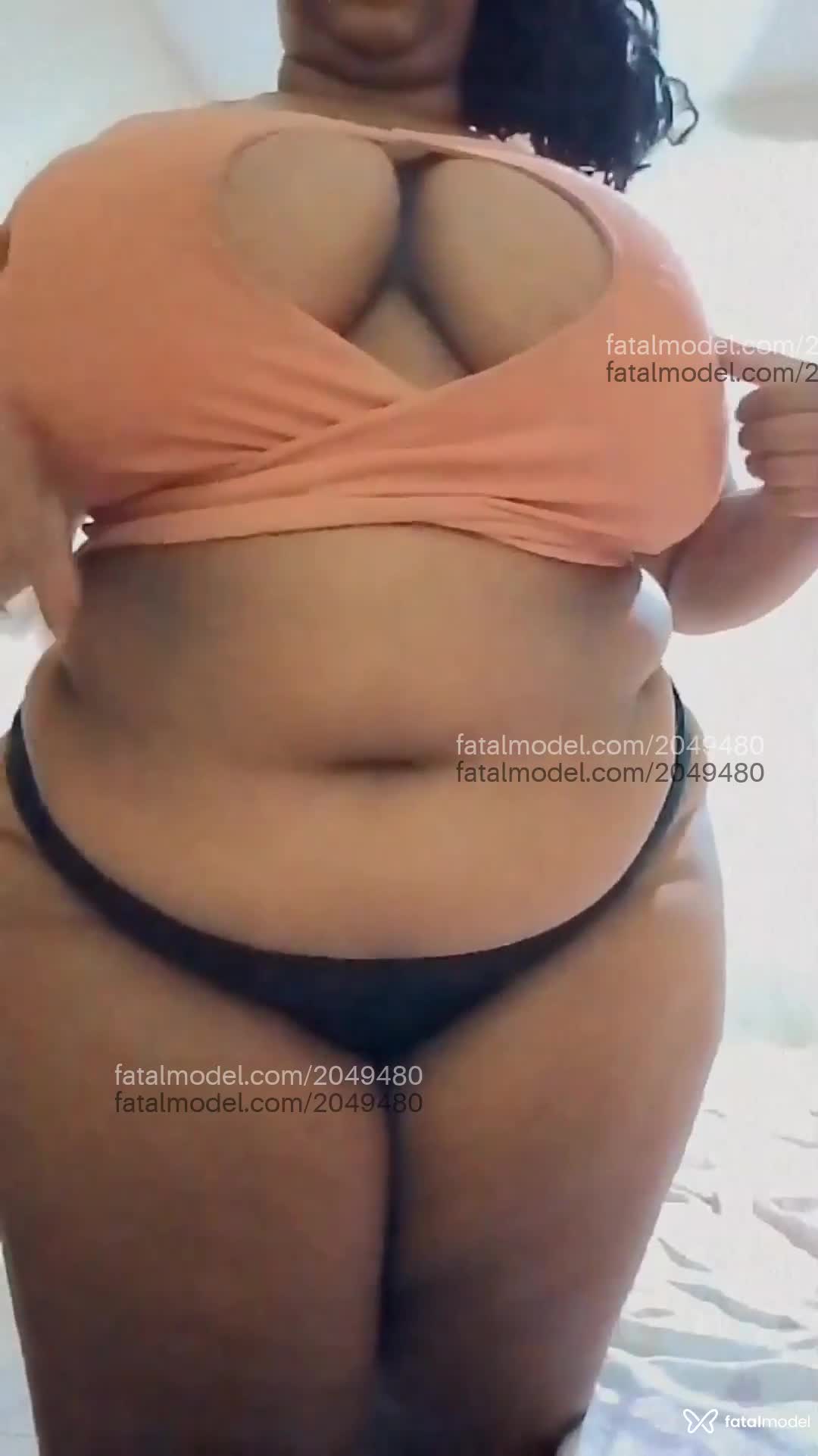Acompanhante mulher morena (o) de olhos castanhos em Pitangui Acompanhante mulher morena (o) de olhos castanhos em Pitangui - Gabi Souza