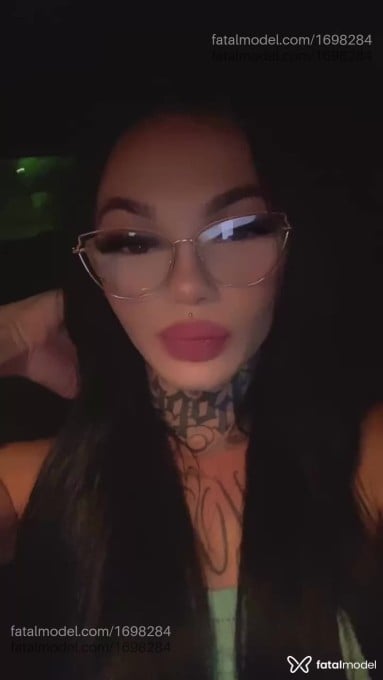 Acompanhante mulher trans morena (o) de olhos castanhos em Araraquara - Mirella Medina