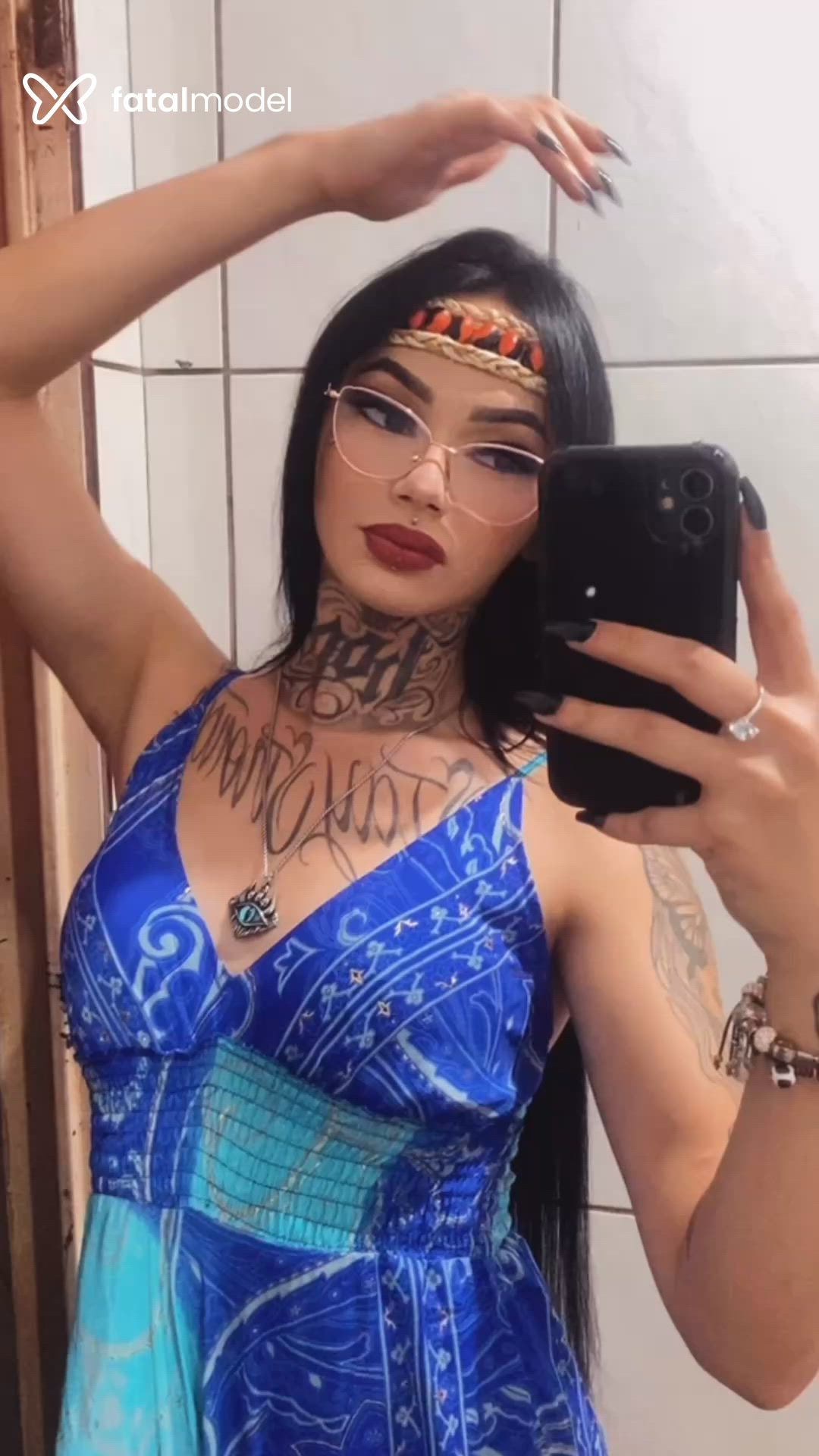 Acompanhante mulher trans morena (o) de olhos castanhos - Mirella Medina