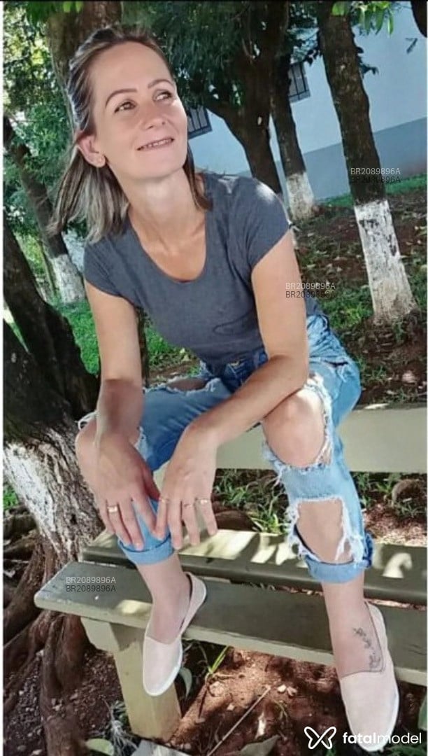 Acompanhante mulher loira (o) de olhos verdes em Virtual Acompanhante mulher loira (o) de olhos verdes em Virtual - Rosângela