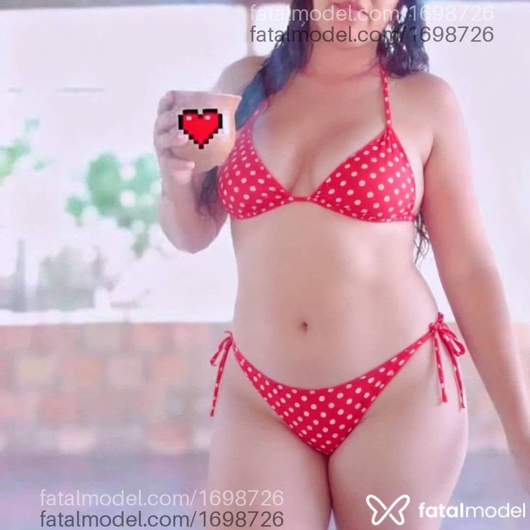 Acompanhante mulher com cabelo castanho de olhos castanhos - Paty
