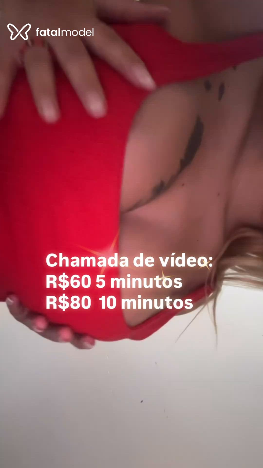 Acompanhante mulher loira (o) de olhos castanhos - Jade Pimentel