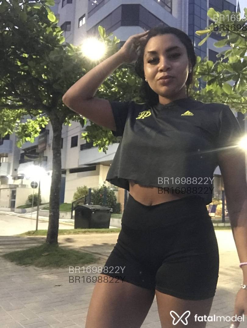 Acompanhante mulher morena (o) de olhos castanhos em Florianópolis - Alexia
