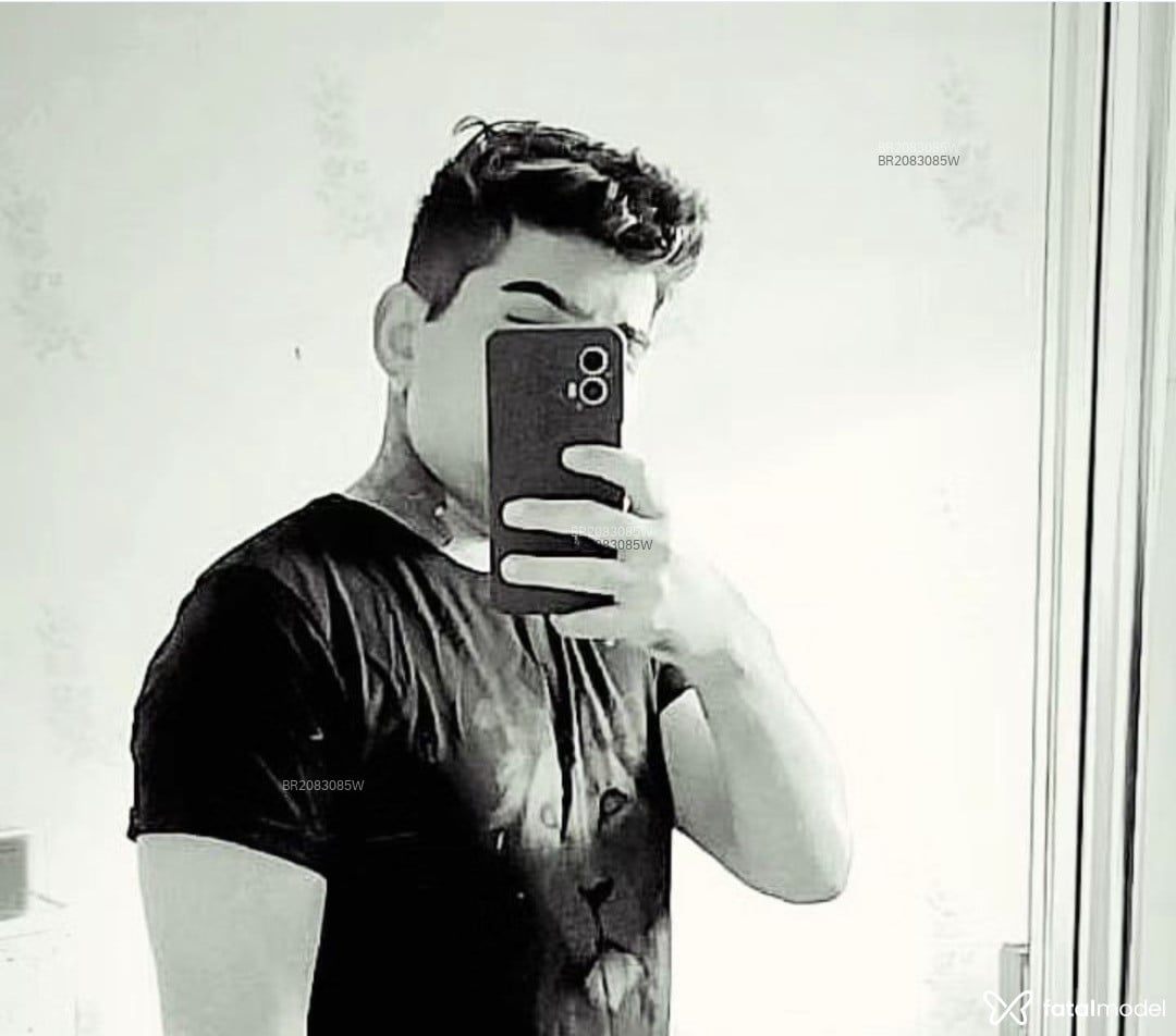 Acompanhante homem com cabelo castanho de olhos castanhos em São Bernardo do Campo - Leonardo Teixeira