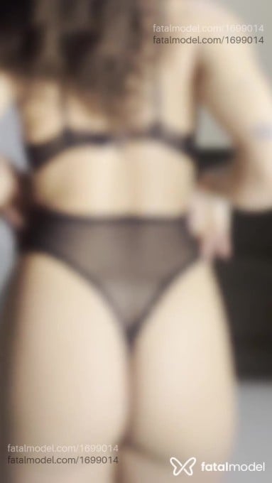 Acompanhante mulher com cabelo castanho de olhos castanhos em Belém Acompanhante mulher com cabelo castanho de olhos castanhos em Belém - Vivian Souza