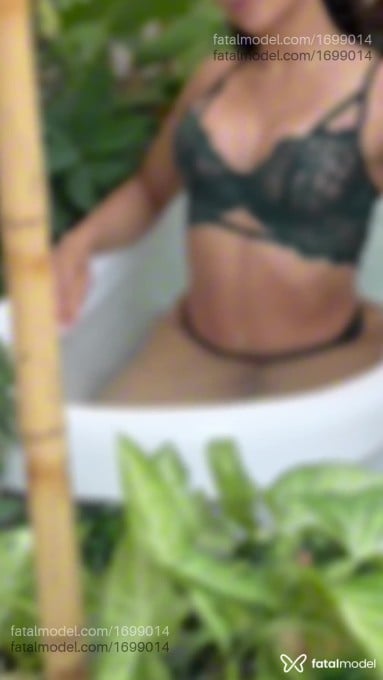 Acompanhante mulher com cabelo castanho de olhos castanhos em Belém Acompanhante mulher com cabelo castanho de olhos castanhos em Belém - Vivian Souza