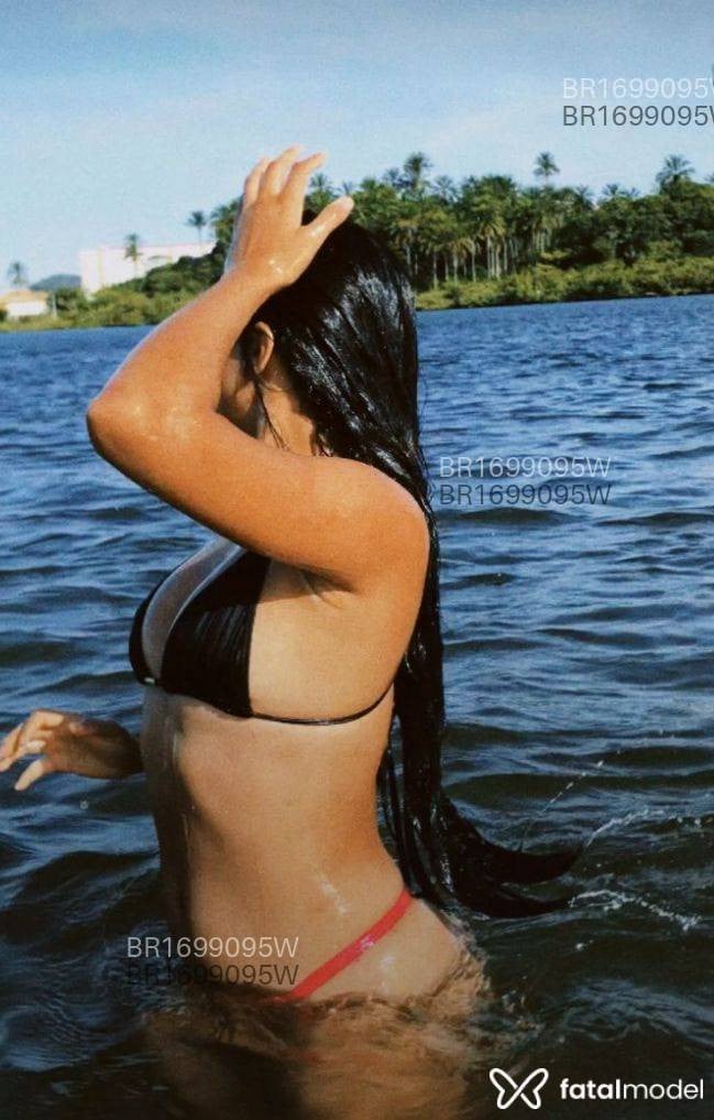 Acompanhante mulher morena (o) de olhos castanhos em Juazeiro do Norte Acompanhante mulher morena (o) de olhos castanhos em Juazeiro do Norte - Valentina Miller