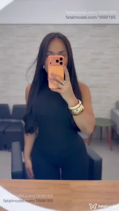 Acompanhante mulher morena (o) de olhos mel em Chapecó - Clara