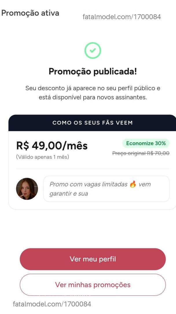 Acompanhante mulher ruiva (o) de olhos verdes - Rebeca