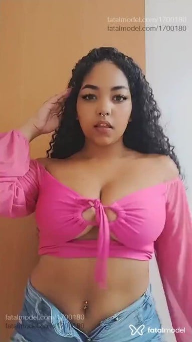Acompanhante mulher com cabelo castanho de olhos castanhos em Bento Gonçalves Acompanhante mulher com cabelo castanho de olhos castanhos em Bento Gonçalves - BRUNINHA MORENA