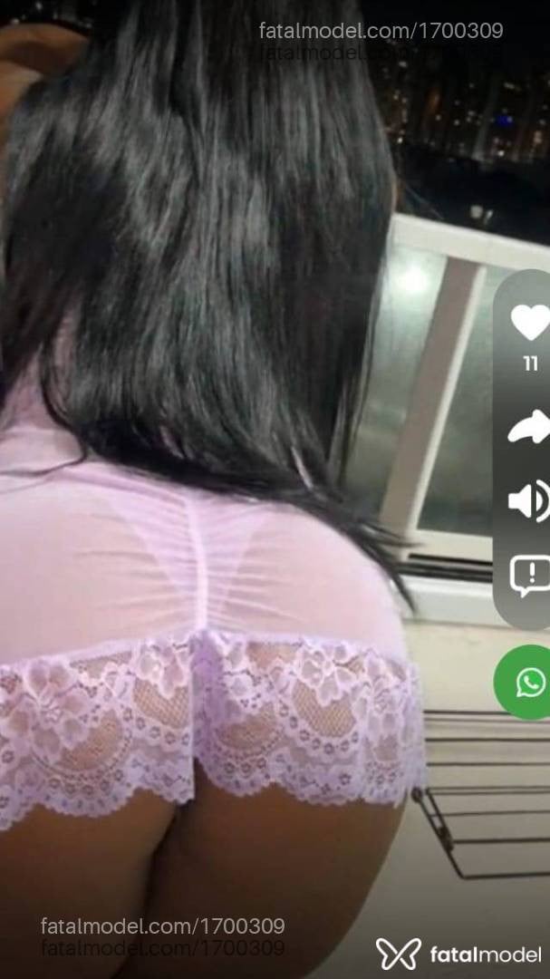 Acompanhante mulher morena (o) de olhos pretos - Juliana Santos