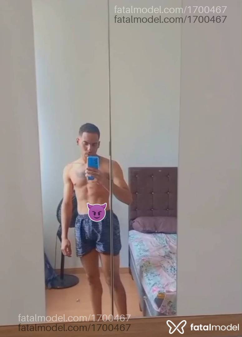 Acompanhante homem com cabelo castanho de olhos castanhos em São Paulo - Pyetro