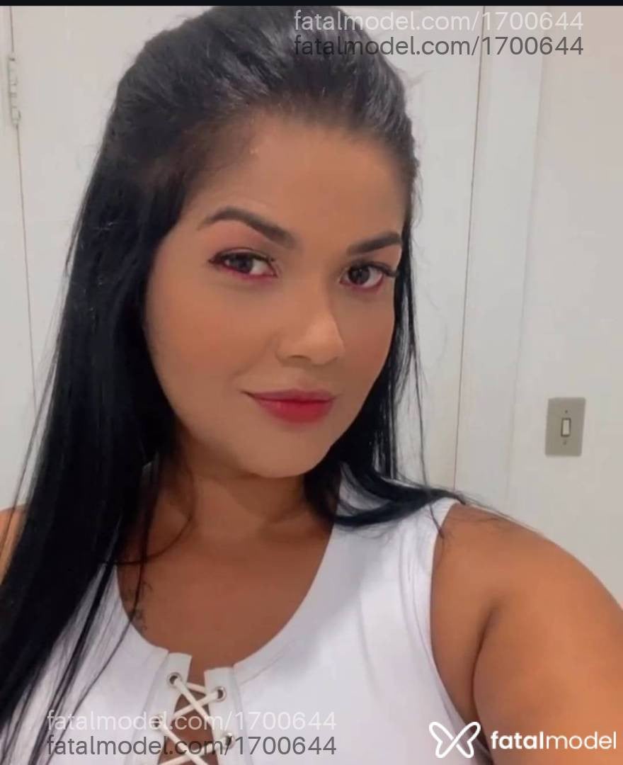 Acompanhante mulher morena (o) de olhos castanhos em Macaé - Mariana