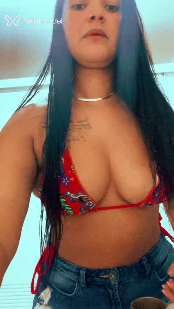 Acompanhante mulher morena (o) de olhos castanhos - Mariana