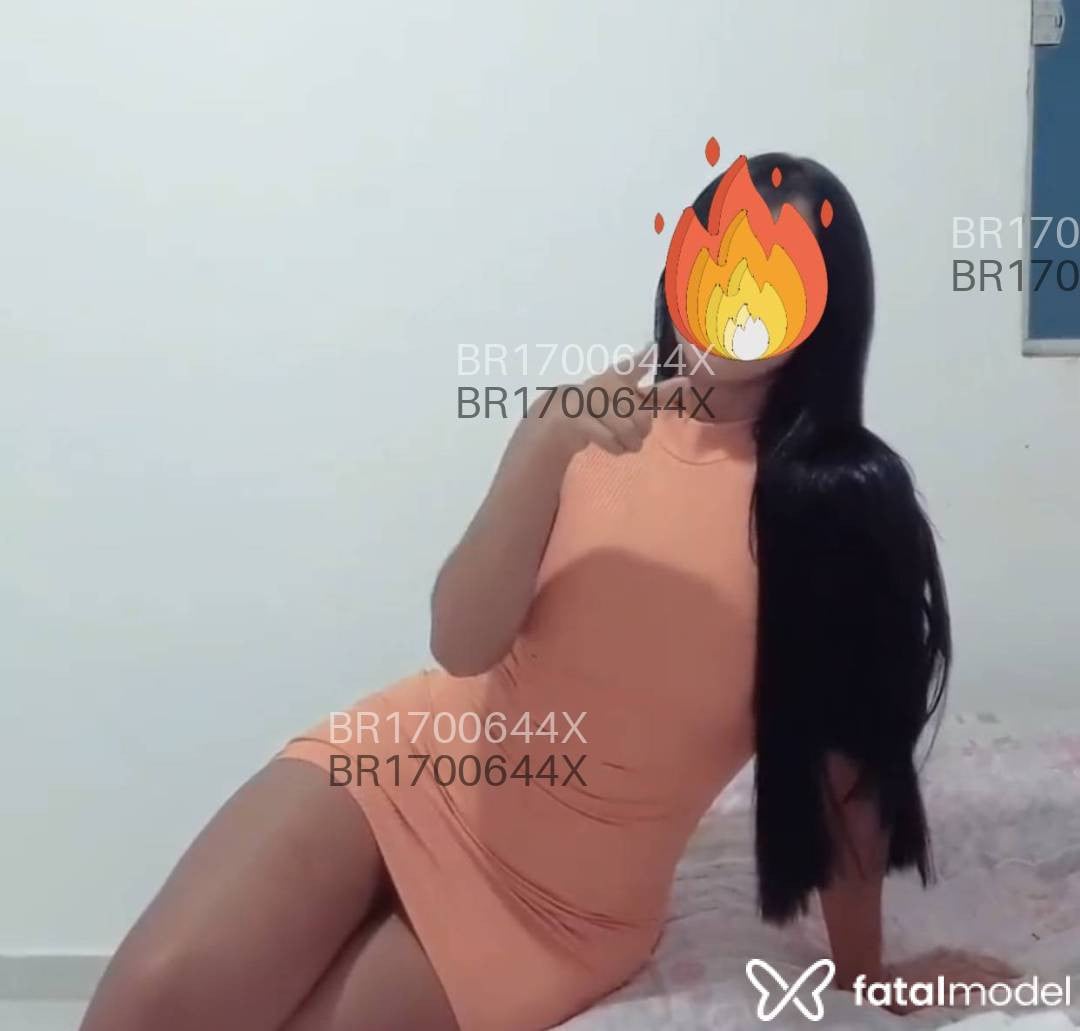 Acompanhante mulher morena (o) de olhos castanhos em Macaé Acompanhante mulher morena (o) de olhos castanhos em Macaé - Mariana