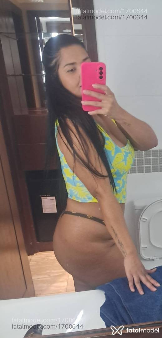 Acompanhante mulher morena (o) de olhos castanhos - Mariana