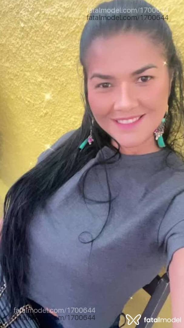 Acompanhante mulher morena (o) de olhos castanhos - Mariana