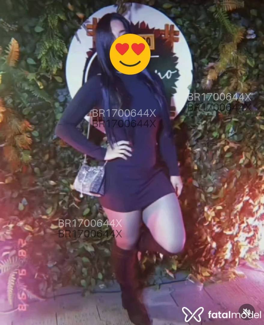 Acompanhante mulher morena (o) de olhos castanhos em Macaé Acompanhante mulher morena (o) de olhos castanhos em Macaé - Mariana