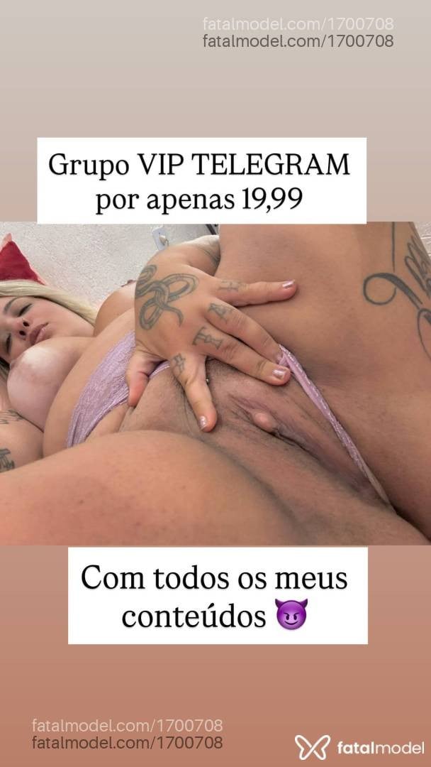 Acompanhante mulher loira (o) de olhos mel em Virtual - Pérola