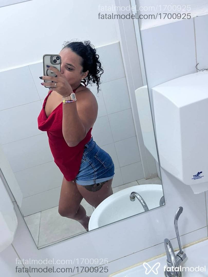 Acompanhante mulher morena (o) de olhos castanhos em Penápolis - Louisa Clark