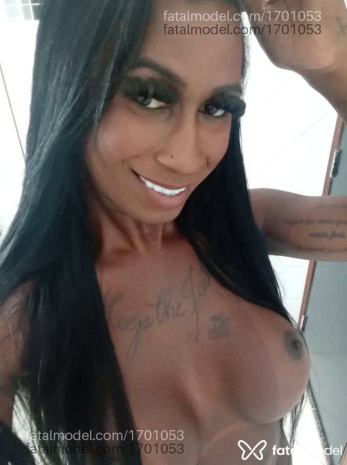 Acompanhante mulher trans morena (o) de olhos castanhos em Santos Acompanhante mulher trans morena (o) de olhos castanhos em Santos - Raissa Fortunatto