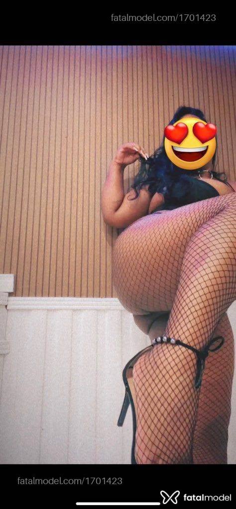 Acompanhante mulher morena (o) de olhos pretos - Dany Facefuck