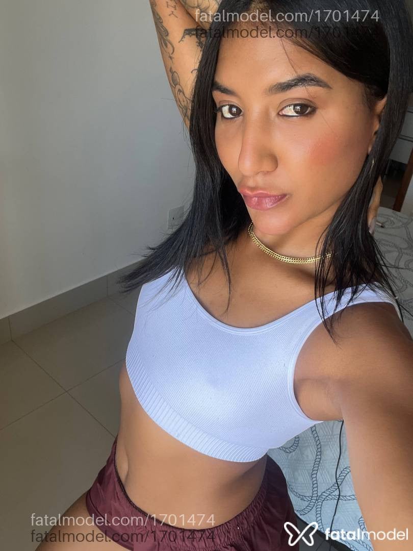 Acompanhante mulher com cabelo castanho de olhos castanhos - Jessica