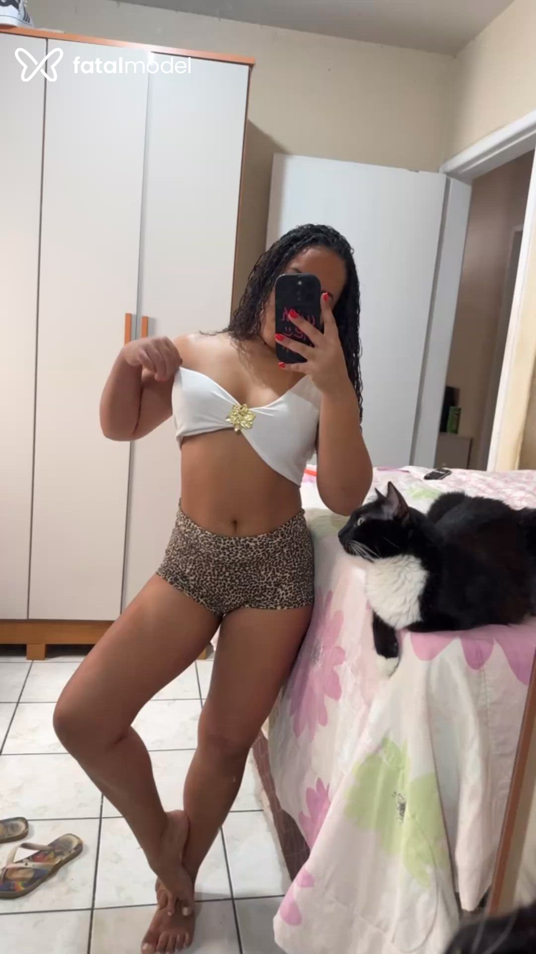 Acompanhante mulher morena (o) de olhos castanhos - Gabriela