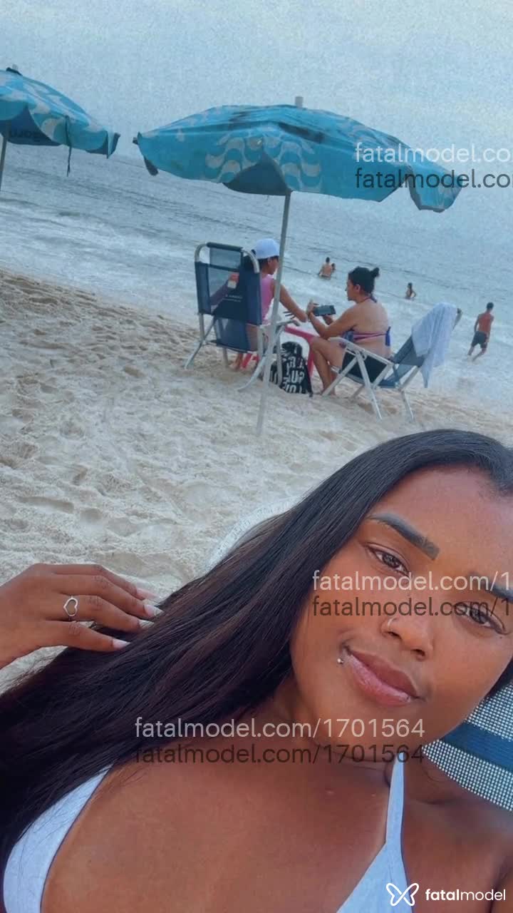 Acompanhante mulher morena (o) de olhos pretos em Rio de Janeiro - Nicole
