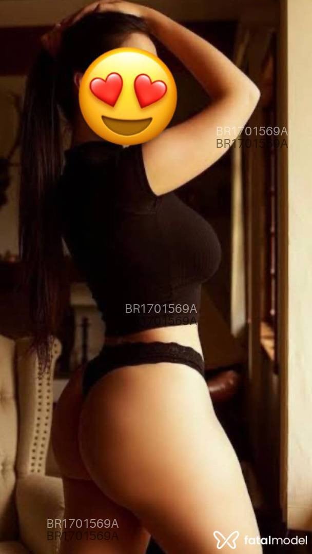 Acompanhante mulher morena (o) de olhos castanhos em Balneário Camboriú - Karen