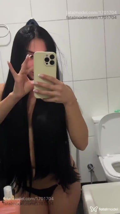 Acompanhante mulher morena (o) de olhos castanhos em Sete Lagoas - Angel Ferraz