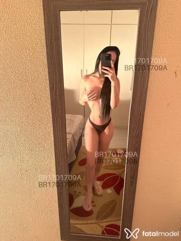 Acompanhante mulher morena (o) de olhos castanhos em Toledo - Brunna