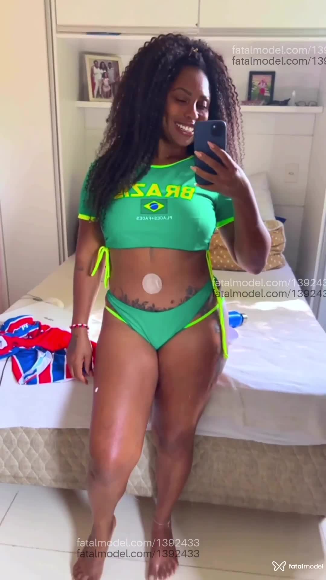 Acompanhante mulher morena (o) de olhos pretos em Rio de Janeiro Acompanhante mulher morena (o) de olhos pretos em Rio de Janeiro - Patricia Guedes