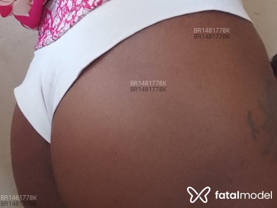Acompanhante mulher morena (o) de olhos castanhos em Varginha Acompanhante mulher morena (o) de olhos castanhos em Varginha - Bianca Braz
