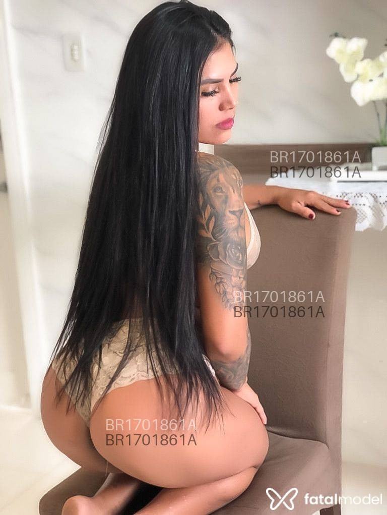 Acompanhante mulher morena (o) de olhos castanhos em Tubarão - Juliana Paes