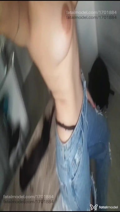 Acompanhante mulher loira (o) de olhos castanhos em Passo Fundo - Gabi