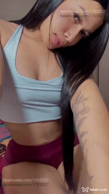 Acompanhante mulher morena (o) de olhos castanhos em Virtual - Maya Sousa