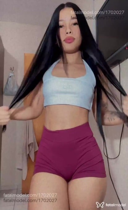 Acompanhante mulher morena (o) de olhos castanhos em Virtual - Maya Sousa
