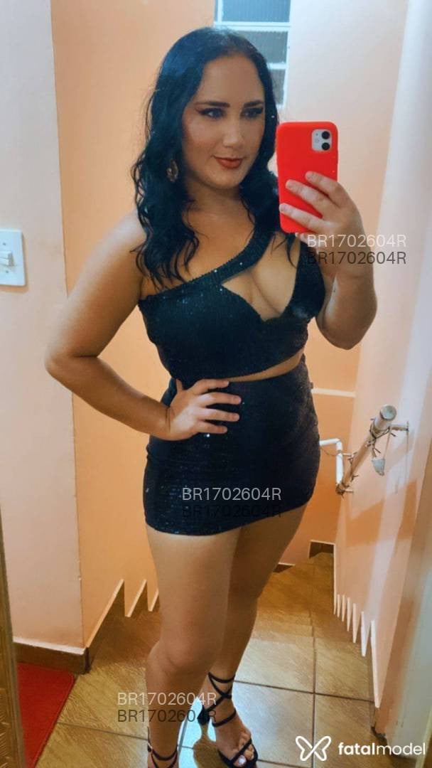 Acompanhante mulher morena (o) de olhos mel em Brasília - Amanda
