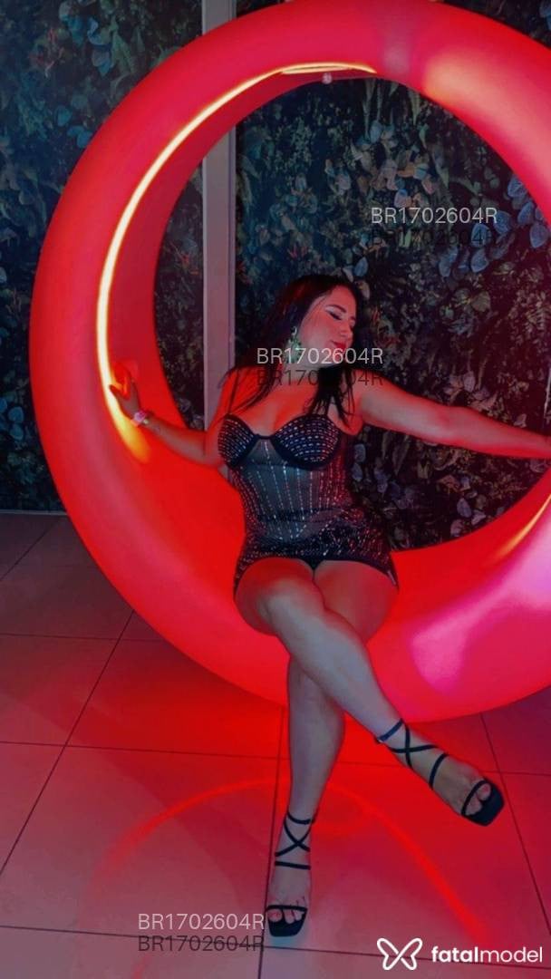 Acompanhante mulher morena (o) de olhos mel em Brasília - Amanda