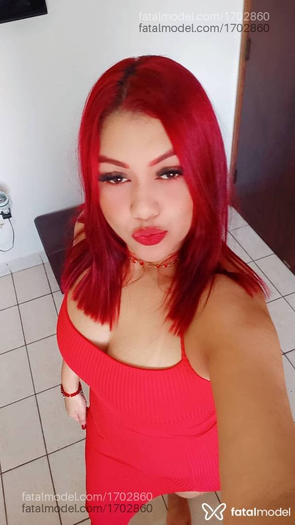 Acompanhante mulher ruiva (o) de olhos castanhos - Mirella Magalhães