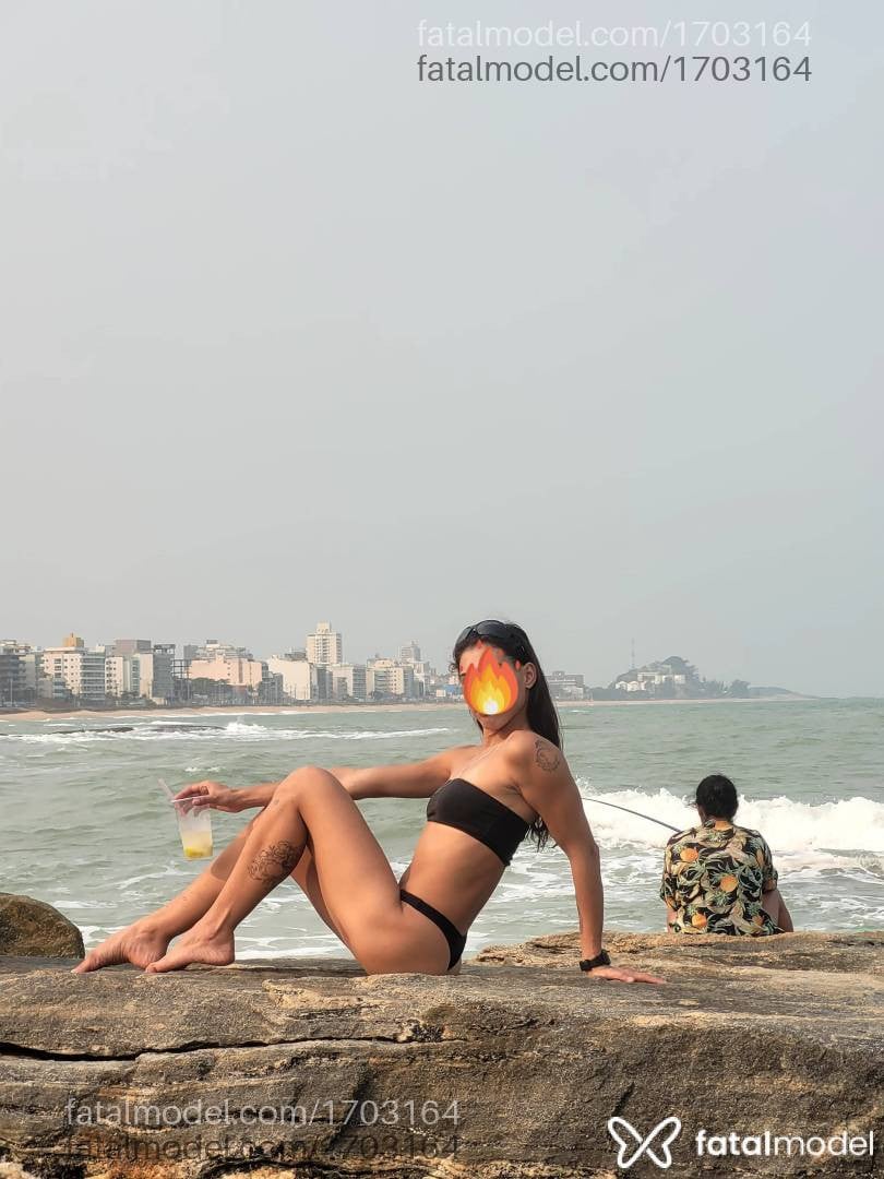 Acompanhante mulher com cabelo castanho de olhos mel em Macaé - MARIA EDUARDA